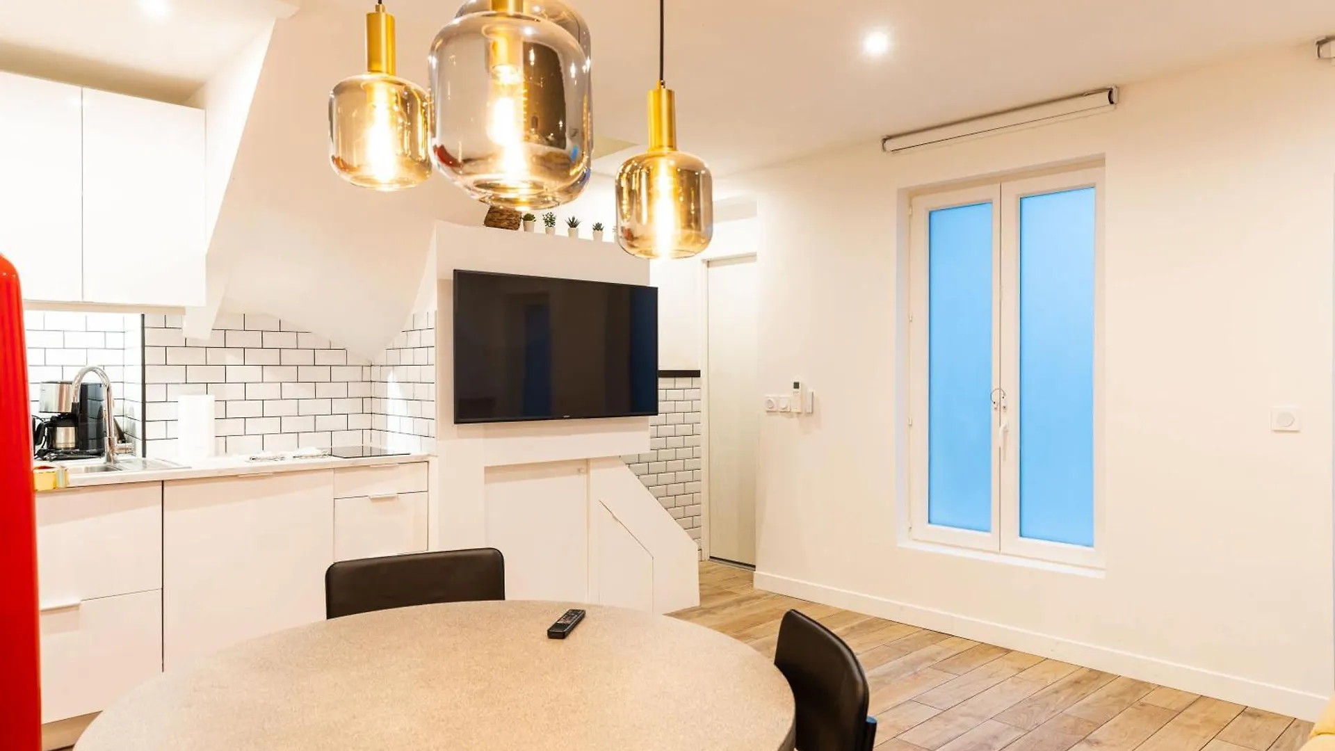 Town House Nation, Bastille, Ac By Lcc Agency Paris