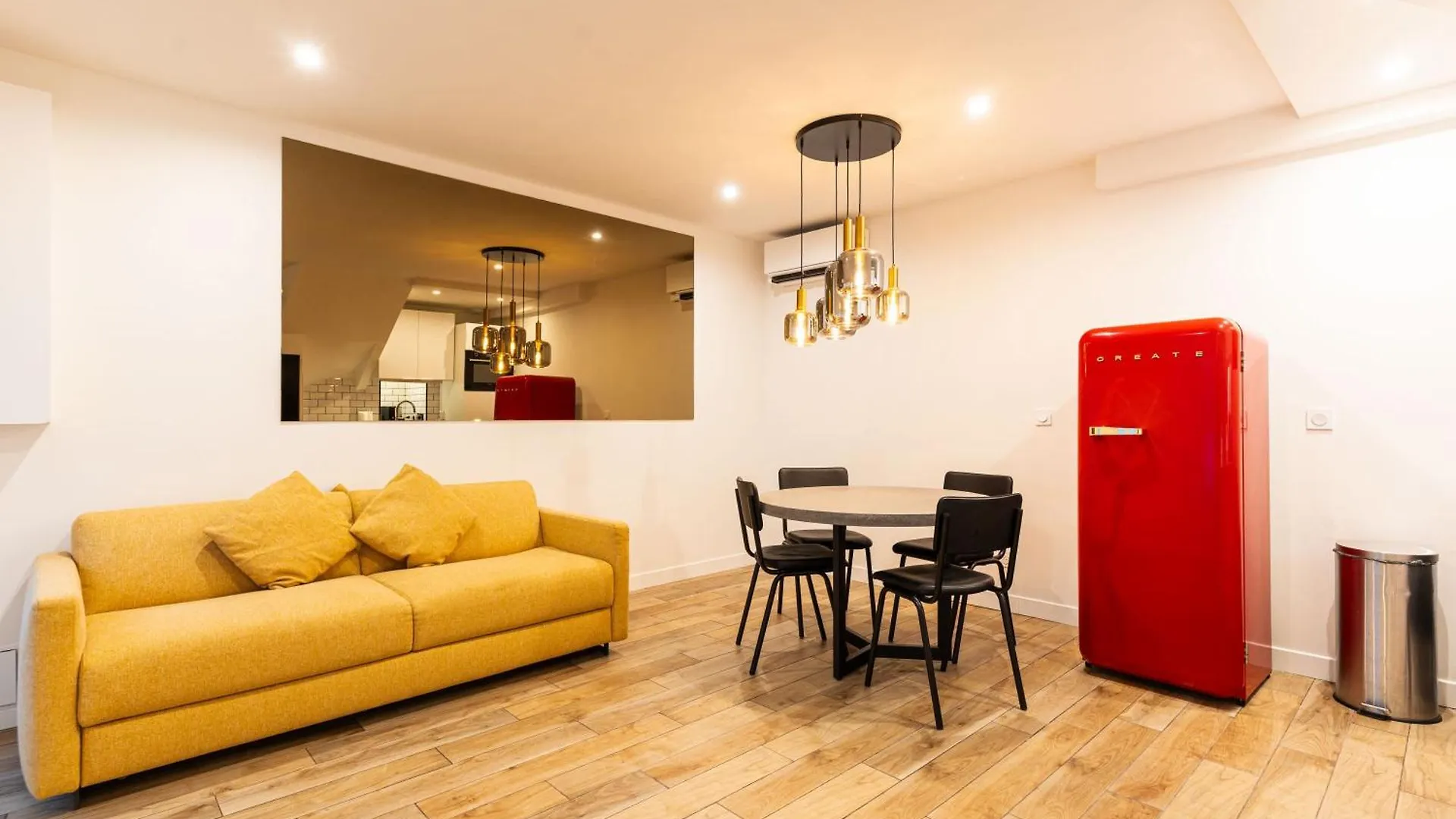 Town House Nation, Bastille, Ac By Lcc Agency Paris Fransa
