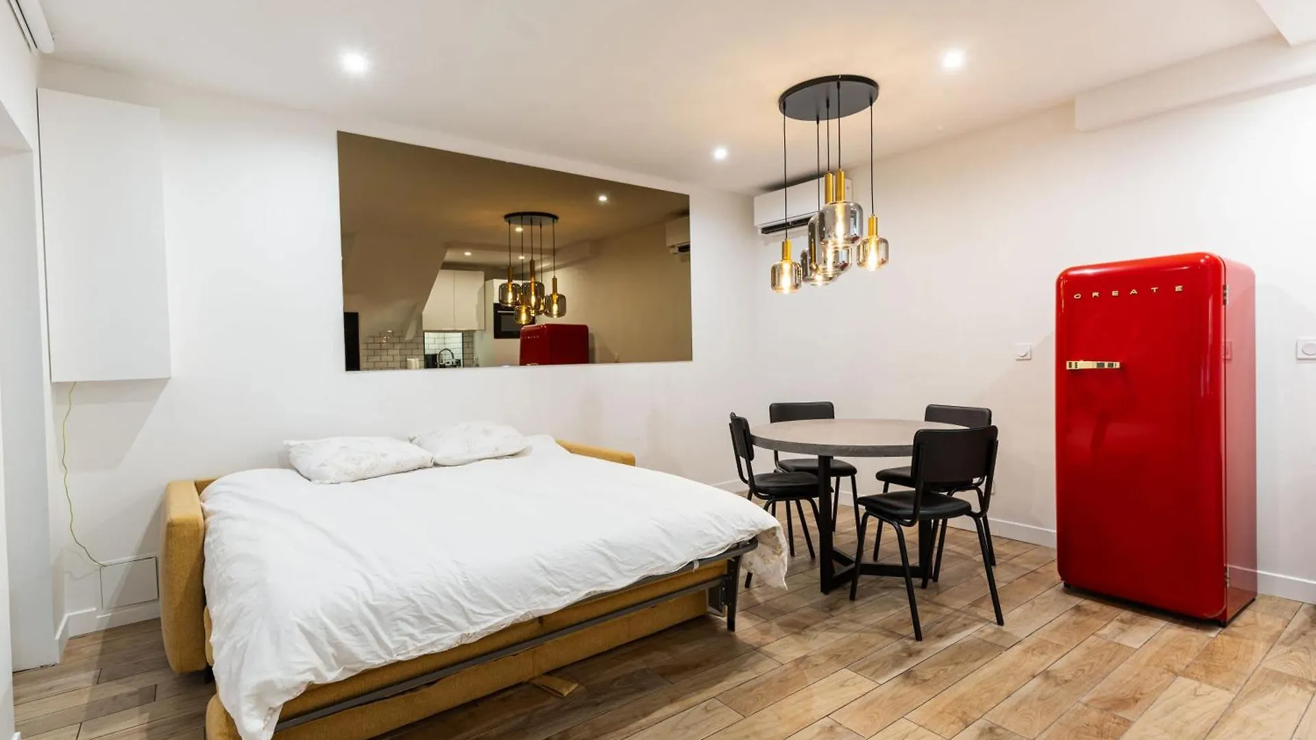 Town House Nation, Bastille, Ac By Lcc Agency Paris 0*,